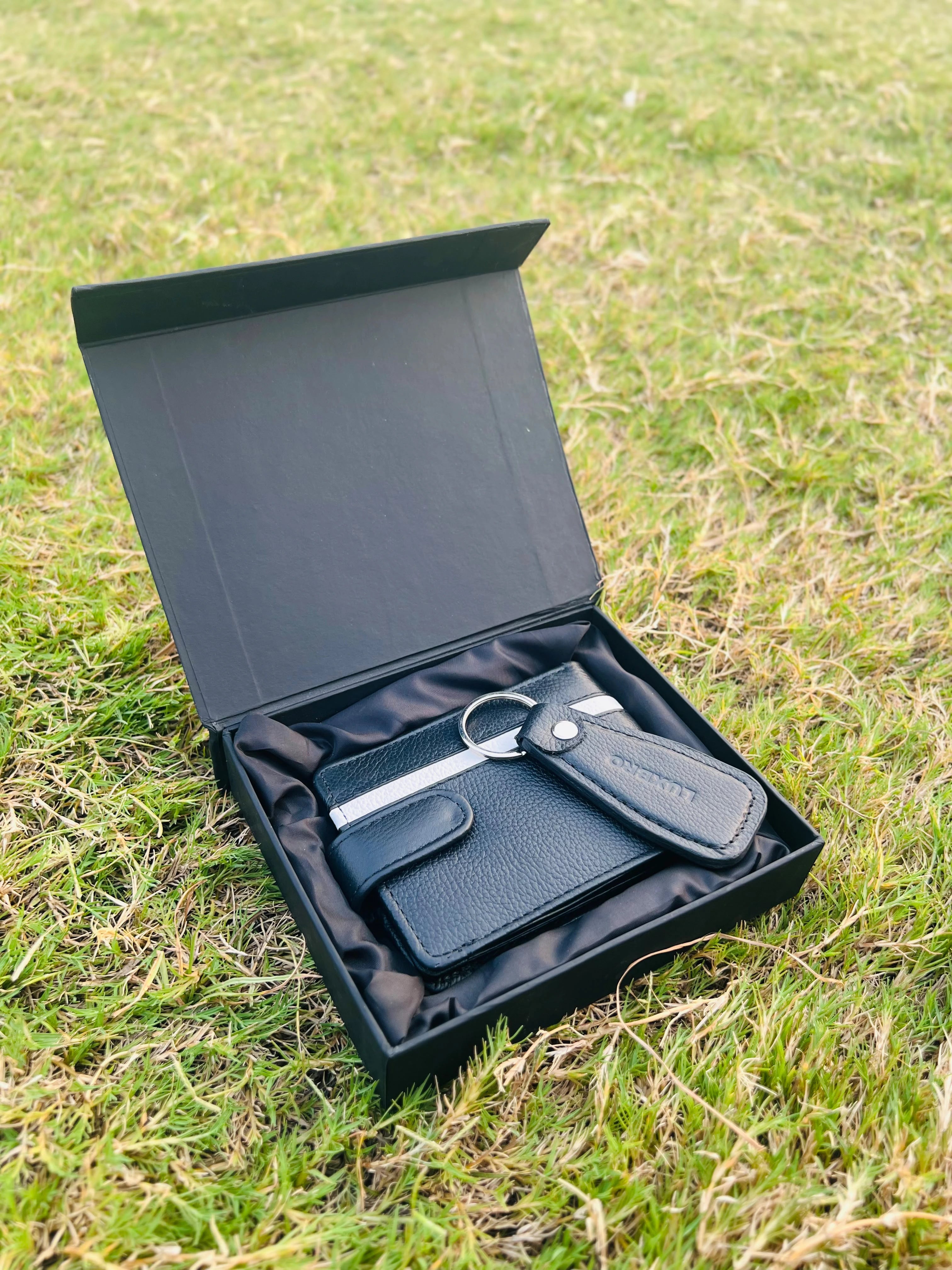 Leather Loop Smart Wallet for Men